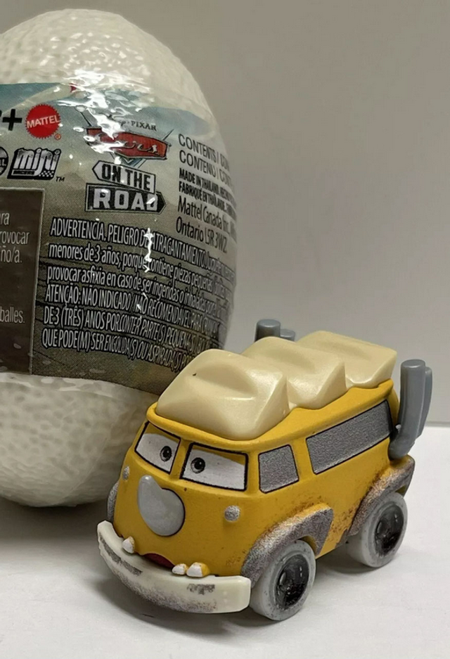 Disney+ Cars on the Road - Westfalanapus - MINI RACERS DINO EGGS #8