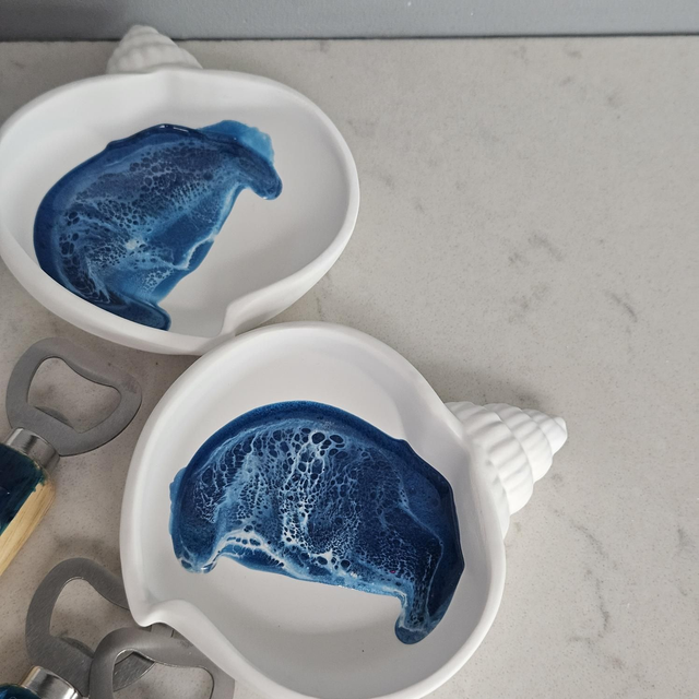 Conch shell shaped Trinket Dish.