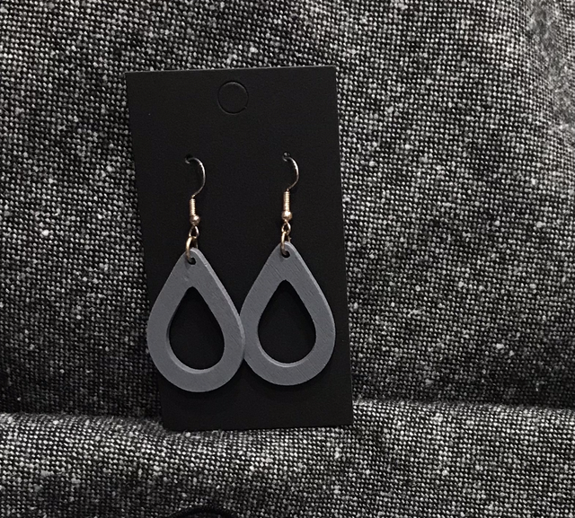 Grey Dangling Earrings- GRDE06