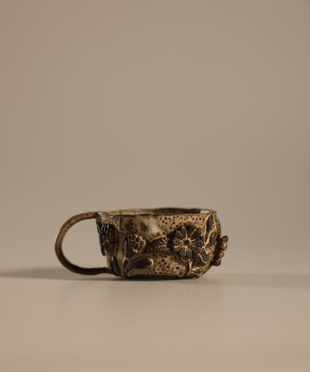 GRIZELDA  | Hand-built ceramic cup with intricate detail