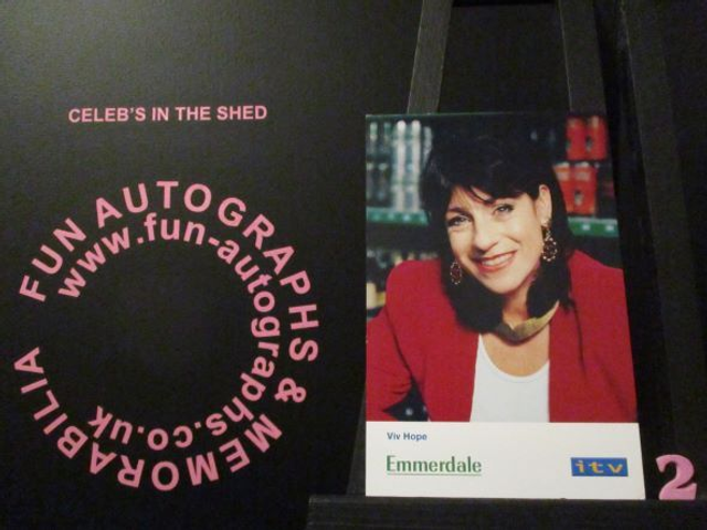 Deena Payne (Viv Hope) Original Emmerdale Blue &amp; Yellow Itv Logo Cast Card (2)(SEE PIC)