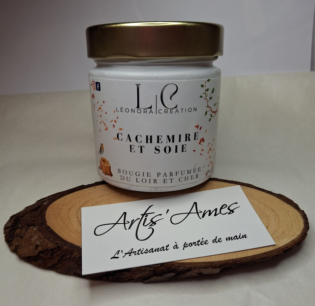 Bougie parfumée blanc or Cachemire et soie 170 gr