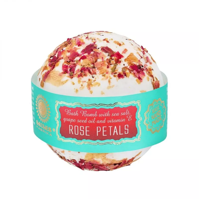 Bombes de bain aux fleurs séchées