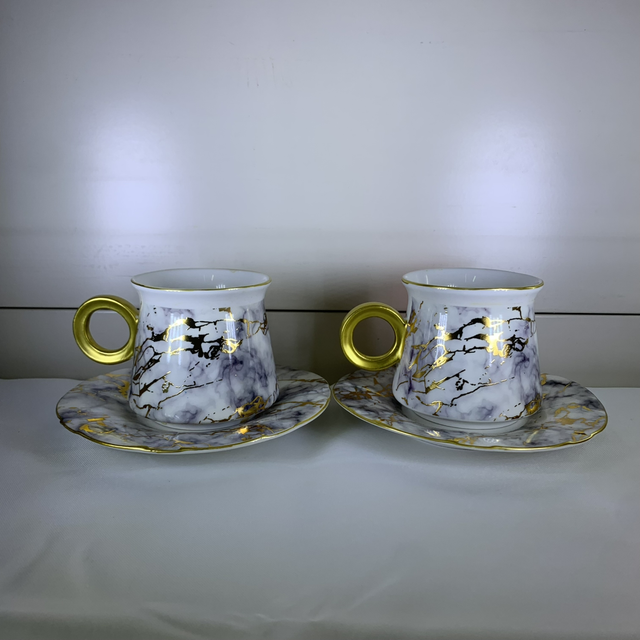 Tasse à café marbré- dorée blanc