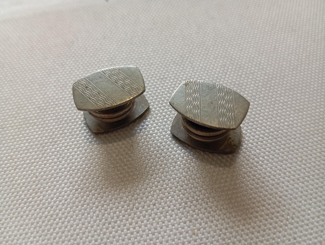 Boutons de manchettes métal gris rectangulaires