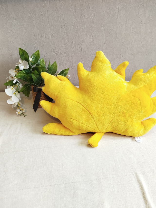 Coussin feuille érable sans visage