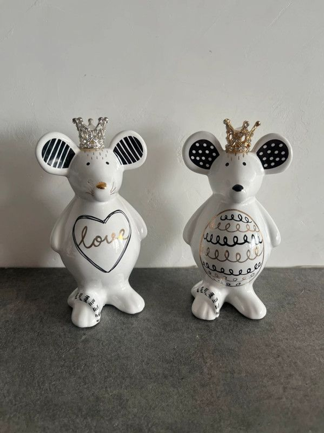 statue couple souris