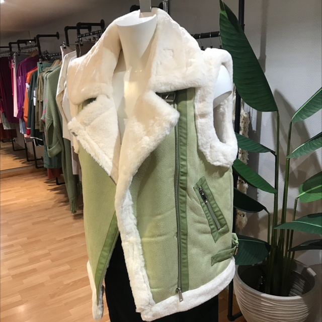 Bombardier fourré sauge 