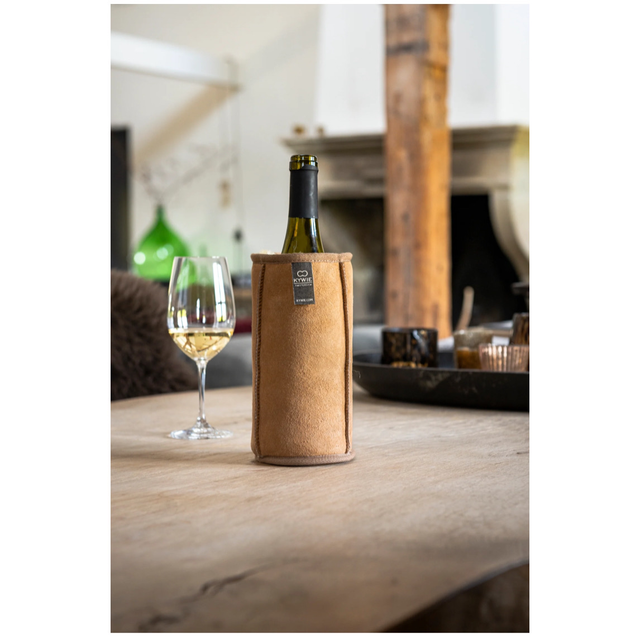 kywie wine camel suede