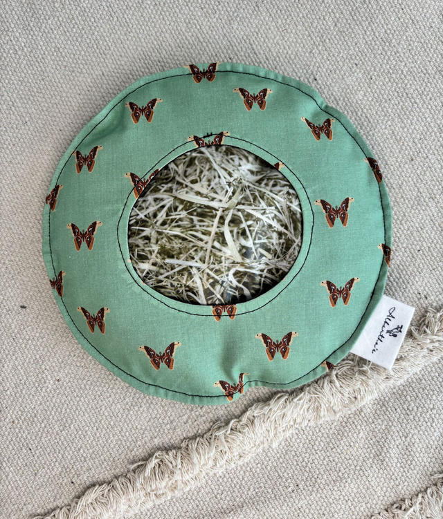 Sac à foin de sol Albertha&#039;s &quot;Attacus atlas&quot; - 1 ouverture