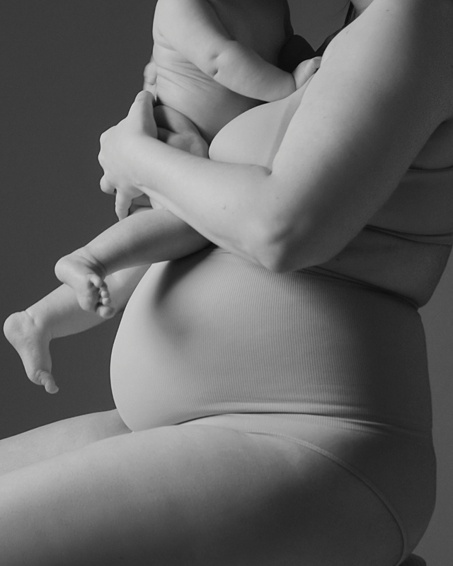 3.1 - "Rituel Postnatal Revitalisant" : massage revitalisant corps complet &amp; resserrage de bassin, séance 1h45 (soin 1h30)