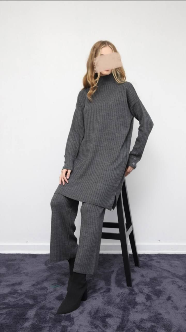 ENSEMBLE TRICOT GRIS FONCÉ