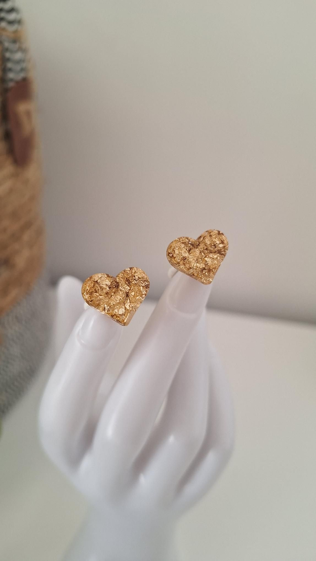 Puces d'oreilles maxi cœurs feuilles d'or 