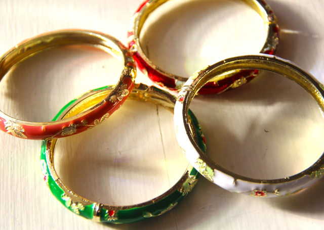 Les bracelets émaillés (4 modèles)