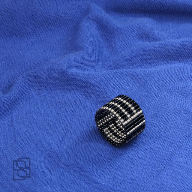 BOLD ALTERNATING LINES ring