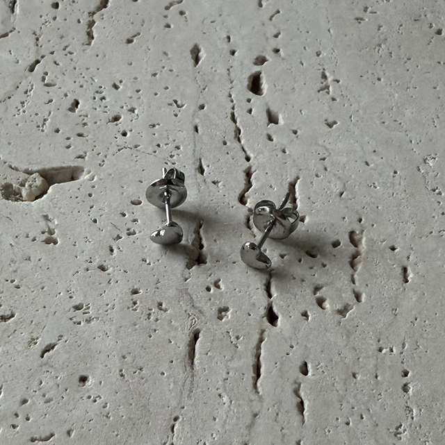 Oorknopjes hartjes zilver