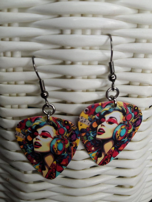 Boucles d&#039;oreilles médiators femme 