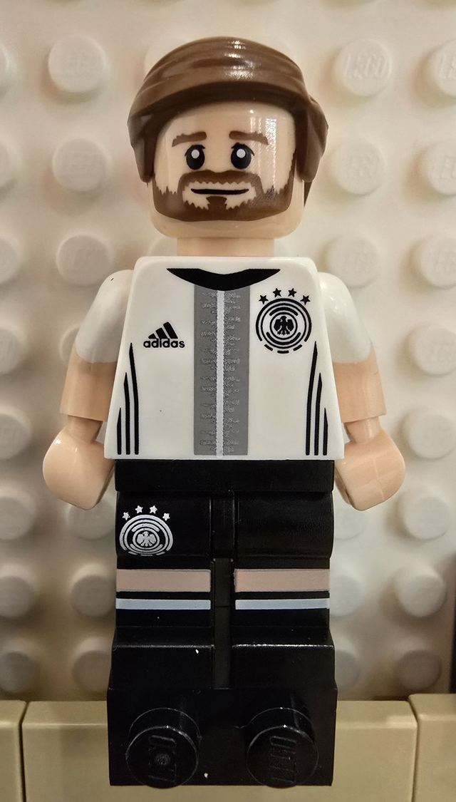 LEGO dfb006 Shkodran Mustafi Minifigur