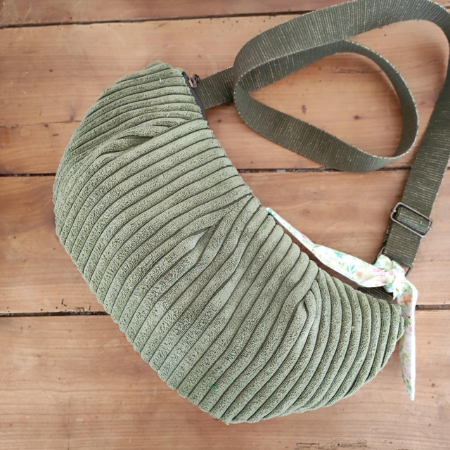 Sac LUNA dim2 banane - demi lune 