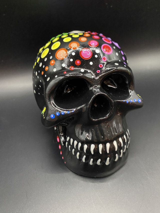 Dot Painting Totenkopf schwarz/bunt/perlmutt