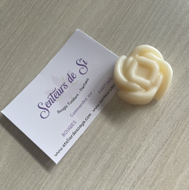 Bougie fondant «  Alida » 🌺