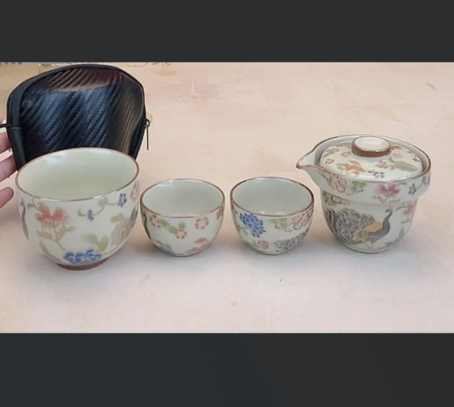 Huang Ru Peacock Travel Tea Set【黄汝孔雀旅行茶具】