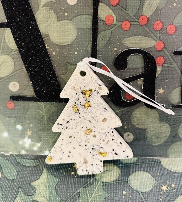 JESMONITE GOLD CHRISTMAS TREE BAUBLE