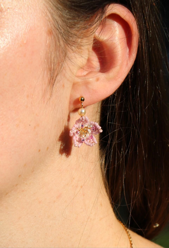 Boucles d&#039;oreilles Saki