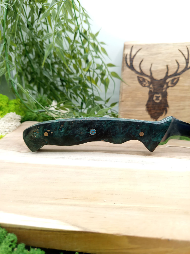 Couteau de cuisine artisanal – Alleima 12C27M poli miroir, guillochage intégral & loupe d’amboine | La Fabrique du Cerf