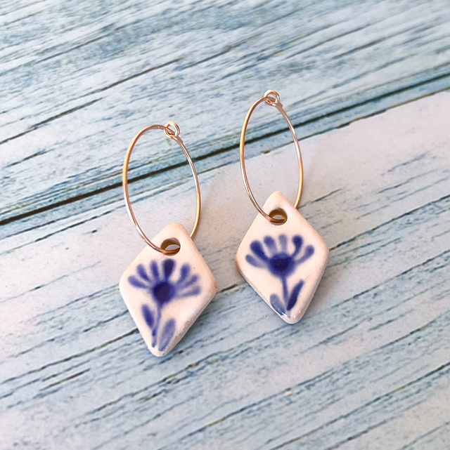 Boucles d’oreilles bleu encre