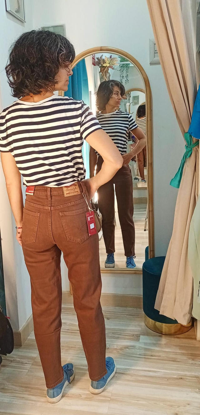 Vaquero Brown Mumfit