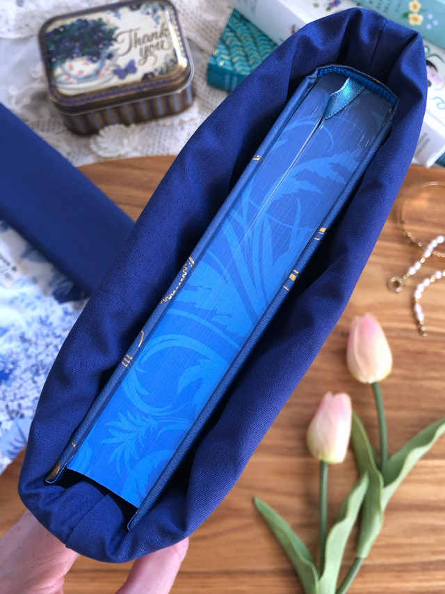 Pochette à livres en coton matelassé Philomèle - bleue