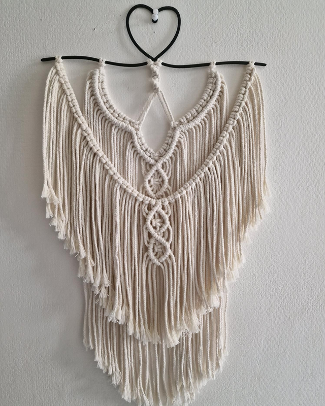 Tenture murale support coeur 