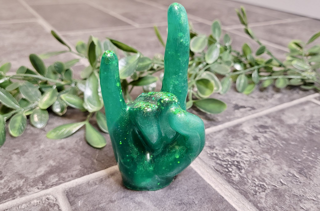 Rock On Hand Ornament – Green Glitter