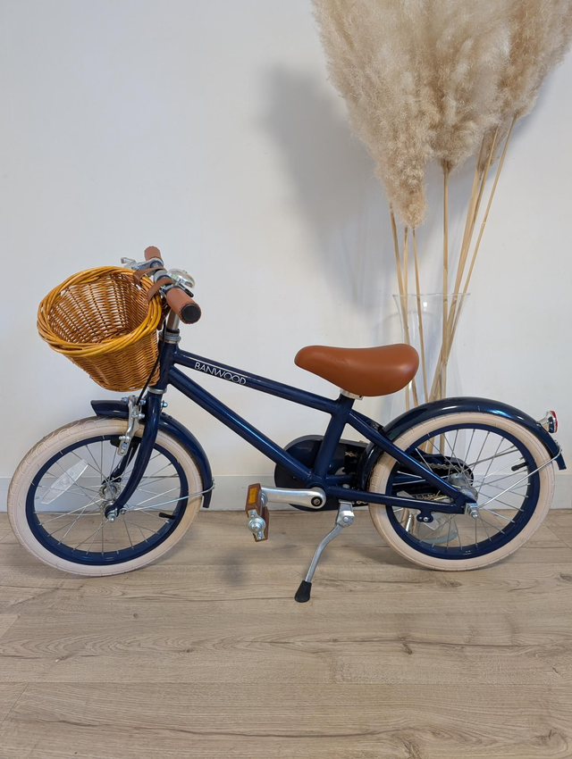Vélo Banwood classic 16" vintage. Livraison Mondial Relay : non disponible pour cet article.
