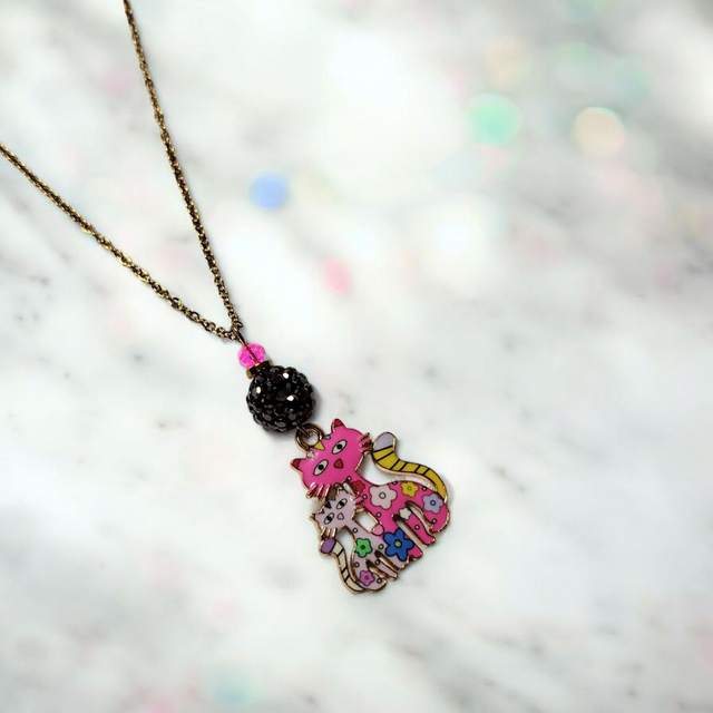 Collier acier inoxydable et cristal rose chats