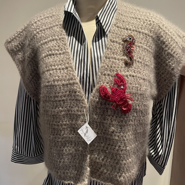 Wollen Gillet 1 maat beige met applicaties 