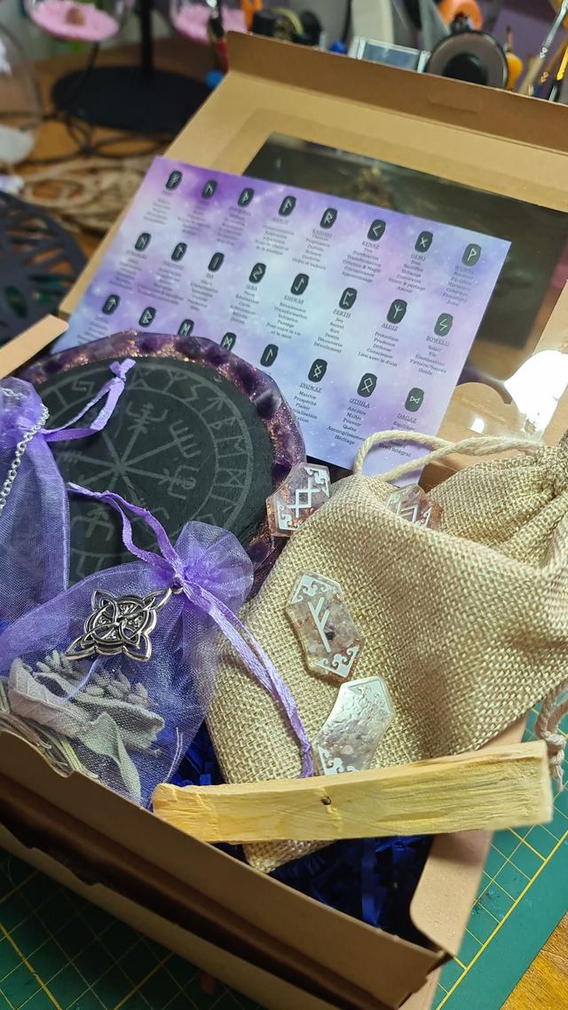 Coffret Divination &quot;L&#039;Étoile Violette&quot;