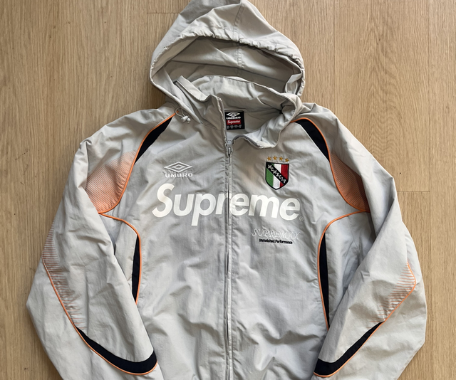 Supreme X umbro size M preowned 