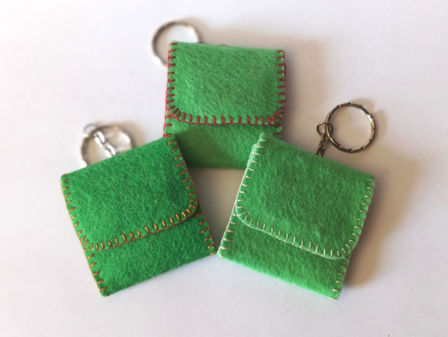 Llavero 3 en Raya Verde