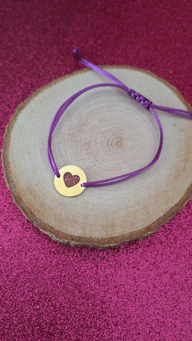 Bracelet cordon violet cœur paillettes framboise 