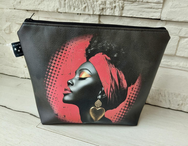 Trousse afro rouge