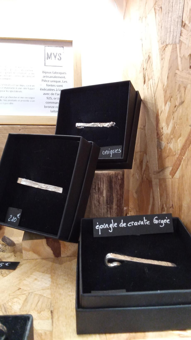 Épingle de cravate