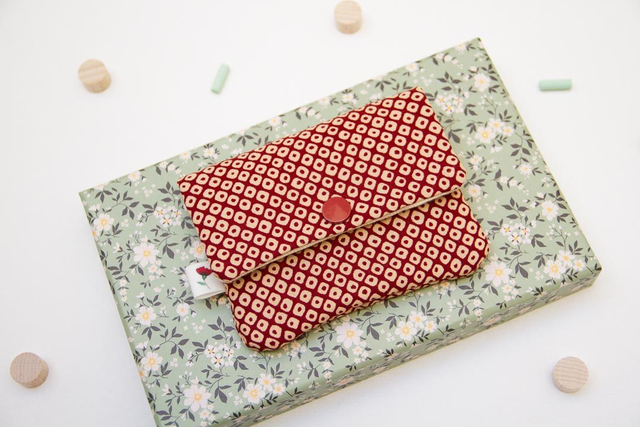 Monedero pequeño Red Dots