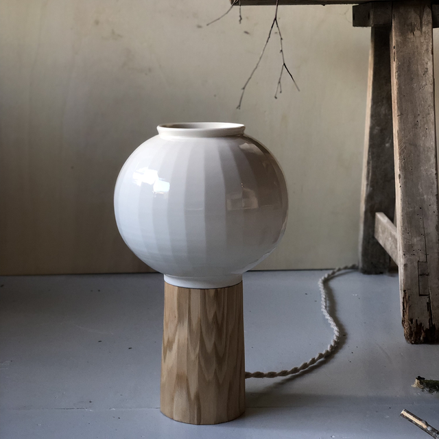 Lampe à poser bois porcelaine