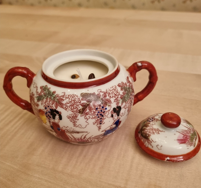 Kerze im Zuckertopf mit Deckel - Unikat