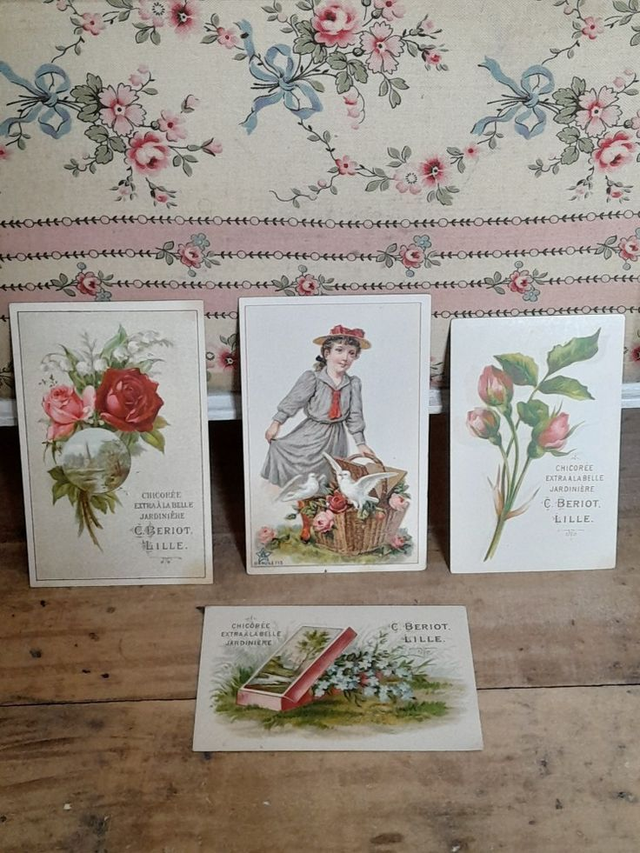 Lot de 4 chromos publicitaires anciens