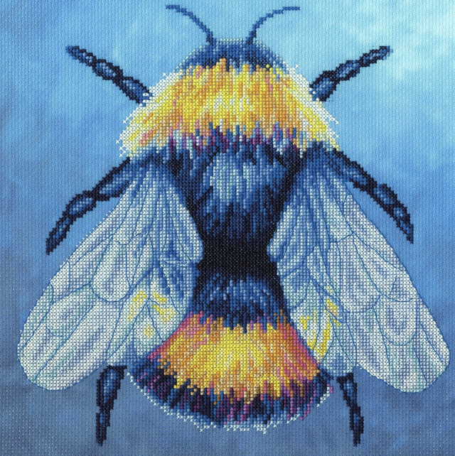 The Menagerie - Queen Bee Criss Stitch Kit and Matching Needle Minder