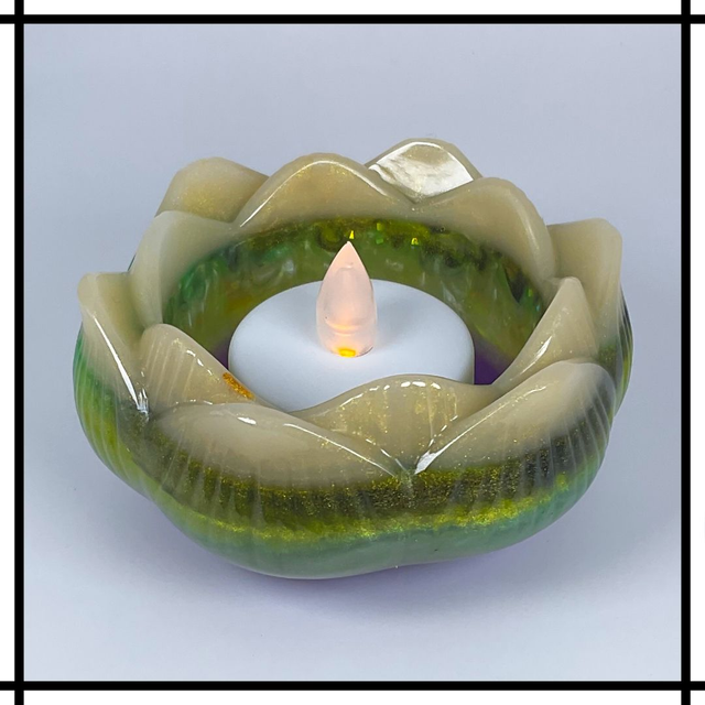 Handmade Resin Small Flower Tealight Holder – Hodge Podge Green White Cream | Decorative Mindfulness Home Décor - SFT-011