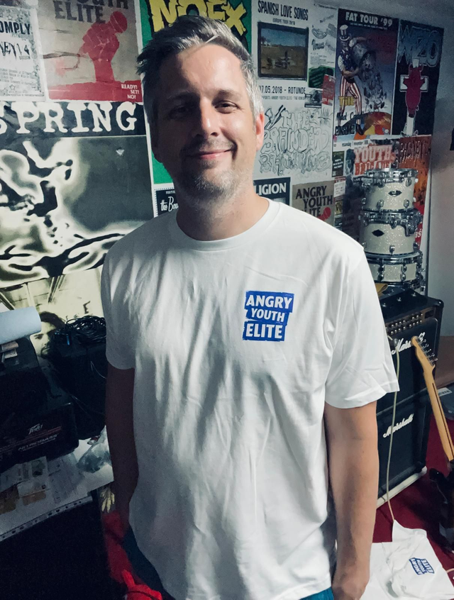 SHIRT (weiß) - LOGO (blau)